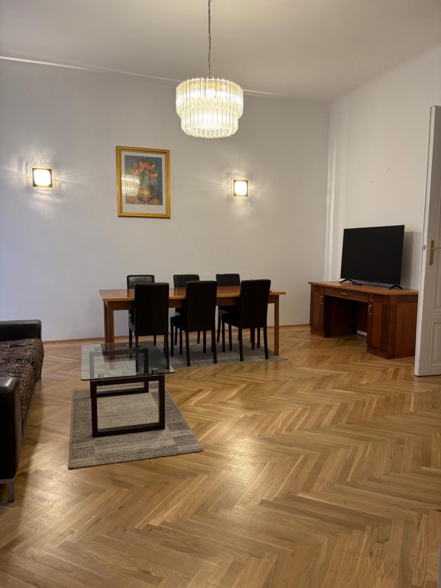 Carlton Suites Відень Екстер'єр фото