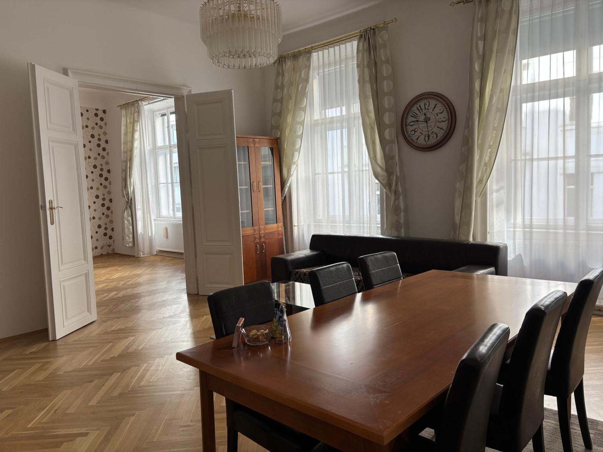Carlton Suites Відень Екстер'єр фото