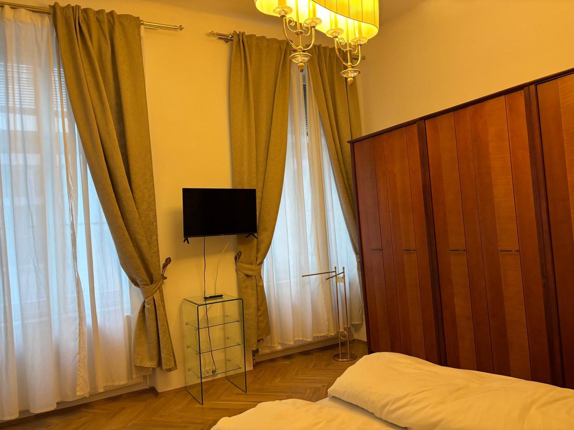Carlton Suites Відень Екстер'єр фото