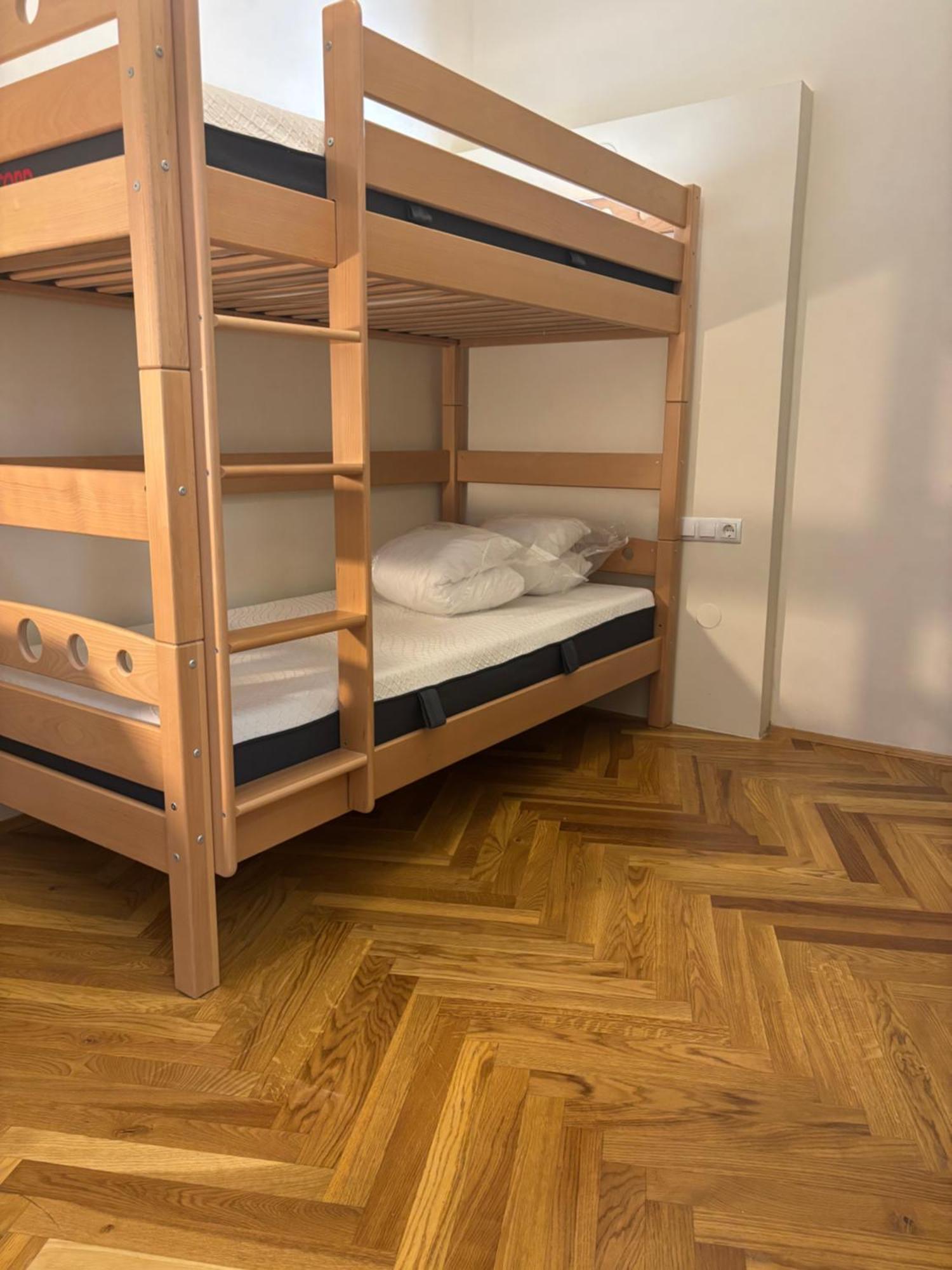 Carlton Suites Відень Екстер'єр фото